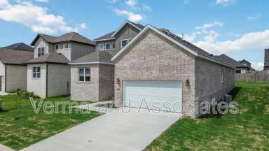 Main picture of 1041 Whistler St