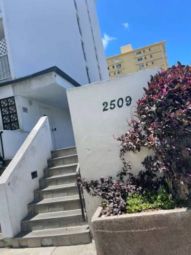 Main picture of 2509 Ala Wai Blvd