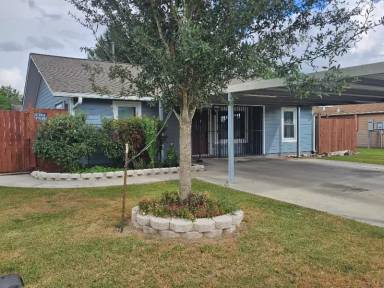 Main picture of 9810 Thorn St