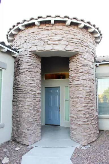 Main picture of 14997 S Camino Rio Puerco