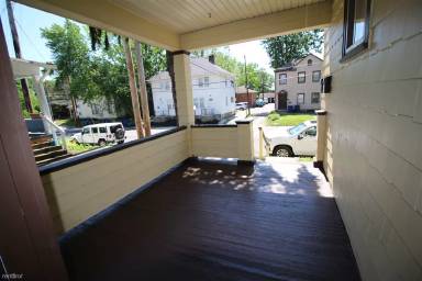 Main picture of 2690 Neil Ave