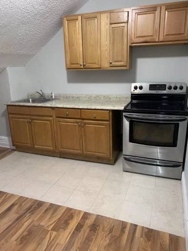 Main picture of 1540 Church St