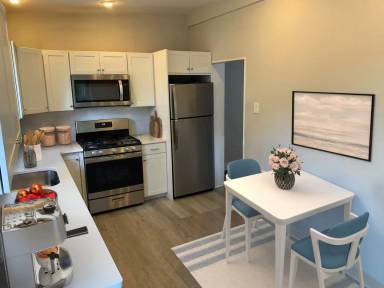 Main picture of 716 E Railroad Ave