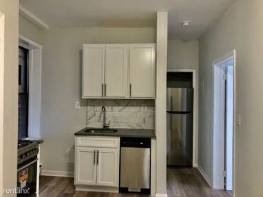 Main picture of 200 Clinton Ave