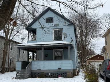 Main picture of 64 Lincoln Ave