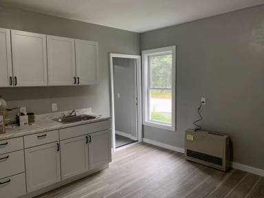 Main picture of 70 Church St