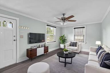 Main picture of 845 Norman Ave