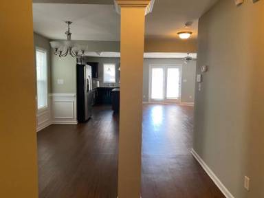 Main picture of 235 Chloe Dr