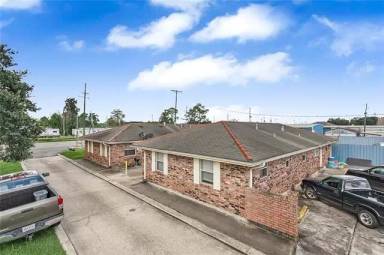 Main picture of 2004 Chalona Ln