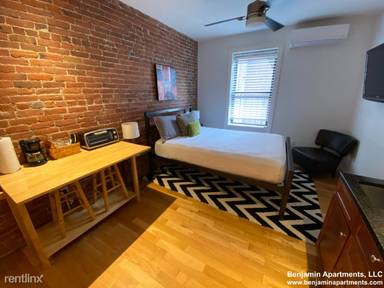Main picture of 476 Columbus Ave