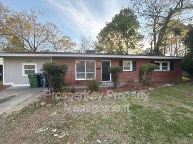 Main picture of 1103 W Lindsay Dr