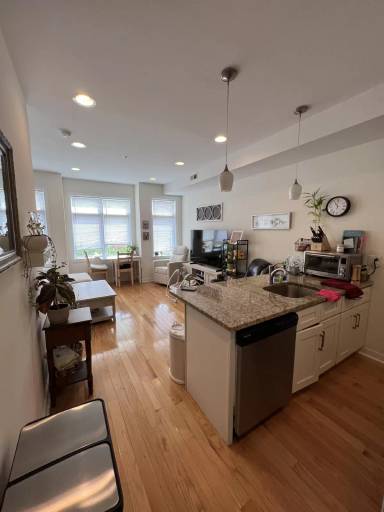 Main picture of 802 N 19th St