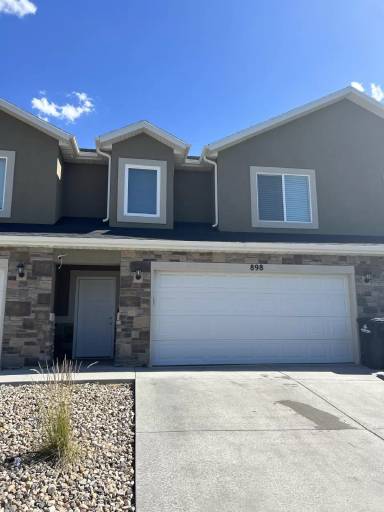 Main picture of 898 E 600 N