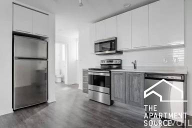 Main picture of 940 Winona