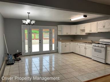 Main picture of 19 Miller Rd