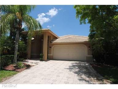 Main picture of 6331 NW 72nd Pl