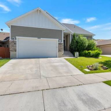 Main picture of 1848 Woodview Dr