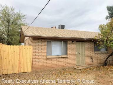 Main picture of 422 E Navajo Rd