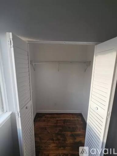 Main picture of 16 43rd St