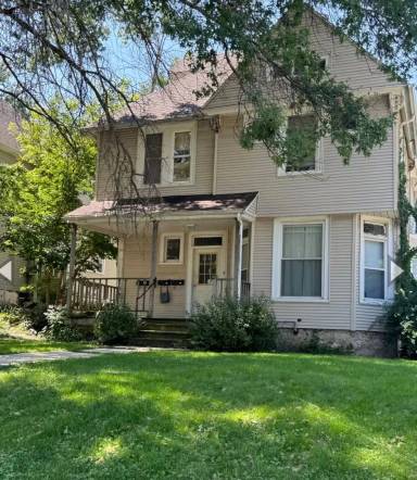 Main picture of 1228 Tremont Ave