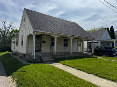 Main picture of 1024 Cherry Dr