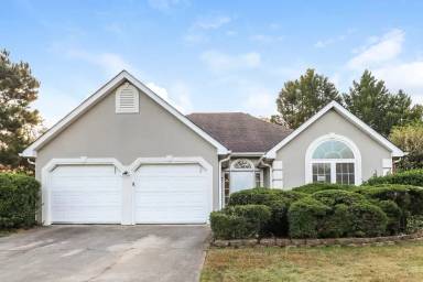 Main picture of 195 Northwind Dr