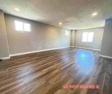 Main picture of 5483 Wadean Pl