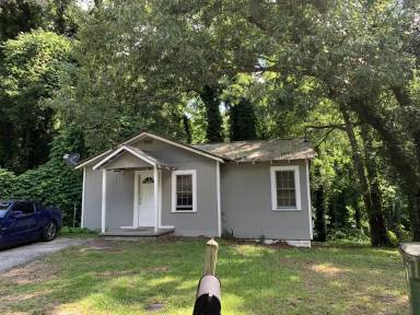 Main picture of 222 Craig St