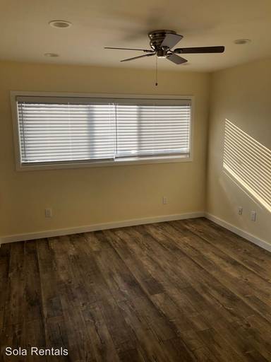 Main picture of 6208 S San Pedro St
