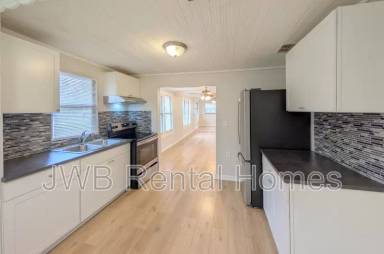 Main picture of 2151 Meharry Ave