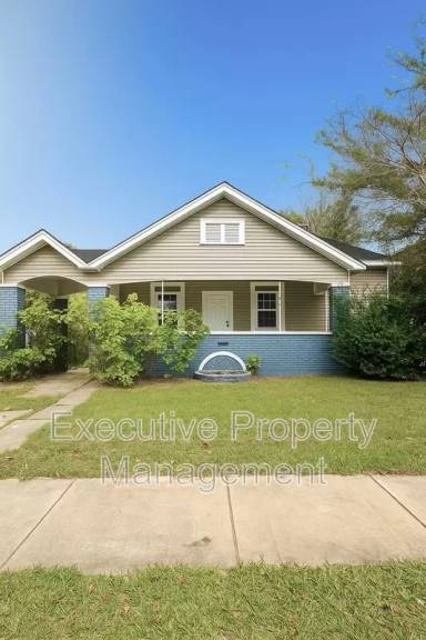 Main picture of 1430 19th St