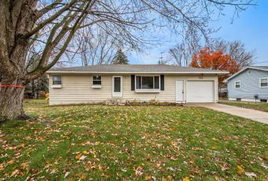 Main picture of 3476 Bluebird Ave SW