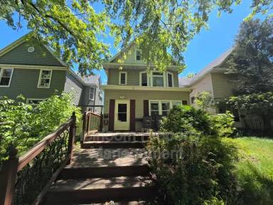 Main picture of 2618 W 5th St