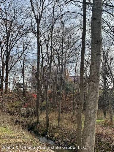 Main picture of 3031 Maple Ridge Rd