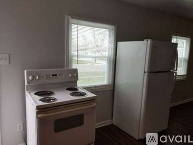 Main picture of 2070 Wright St