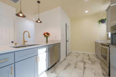 Main picture of 1825 Maple Ave