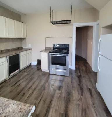 Main picture of 1024 S 4th Ave