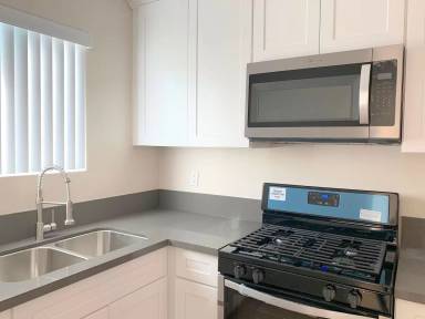 Main picture of 6735 Whitsett Ave