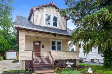 Main picture of 2807 Linganore Ave