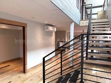 Main picture of 3546 Lipan St