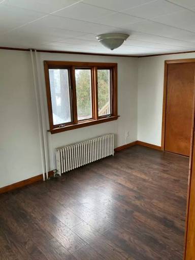 Main picture of 5 Maple St