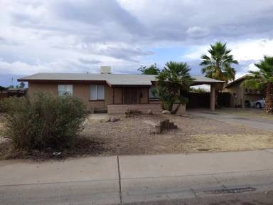 Main picture of 8424 W Monterosa St