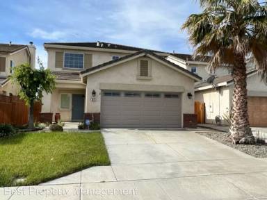 Main picture of 3615 Yacht Dr