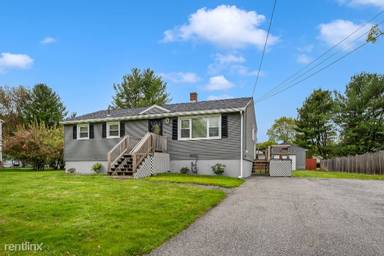Main picture of 13 Tucker Ave
