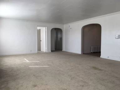 Main picture of GRAND AVE.- 3200 - 02-01