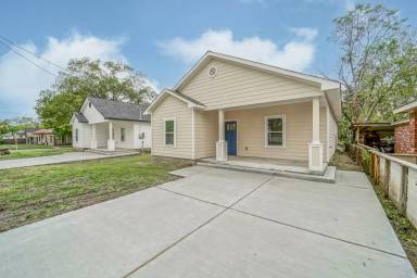 Main picture of 1009 7th St