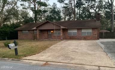 Main picture of 13109 Windsor Porte