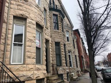 Main picture of 1708 Saint Paul St