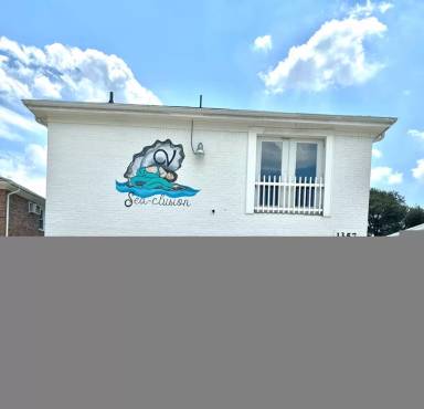 Main picture of 1357 E Ocean View Ave