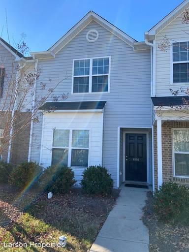 Main picture of 610 Cairn Cir